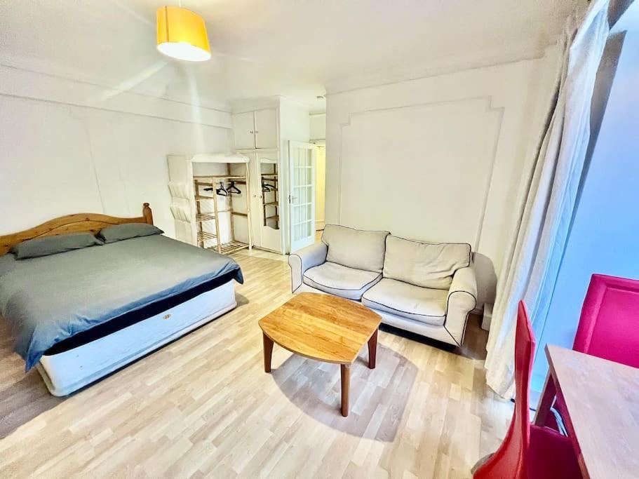 King-Sized Studio, 6Th Floor + Lift, Regent'S Park London Ngoại thất bức ảnh